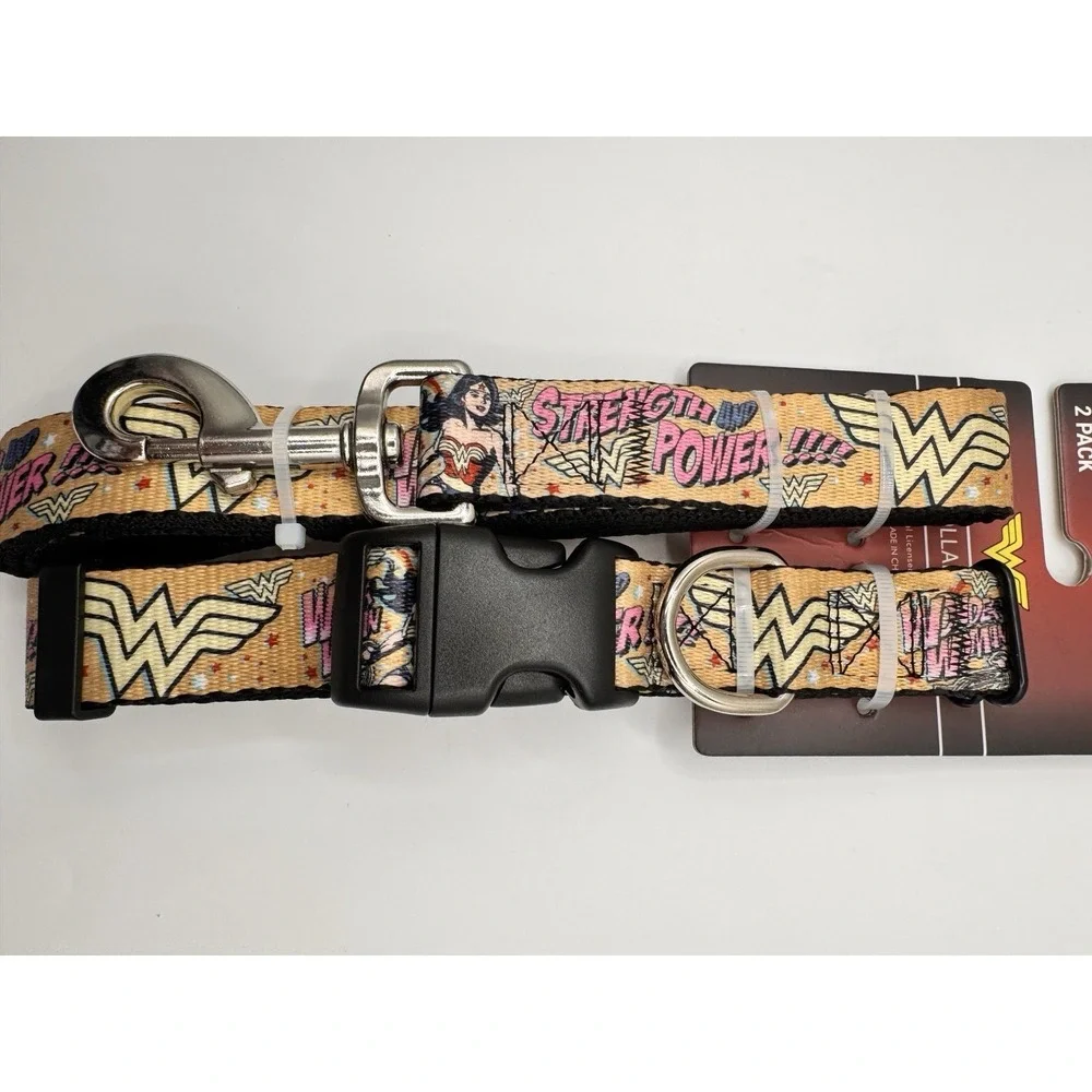 Wonder Woman Dog Collar & Leash Set Large 16